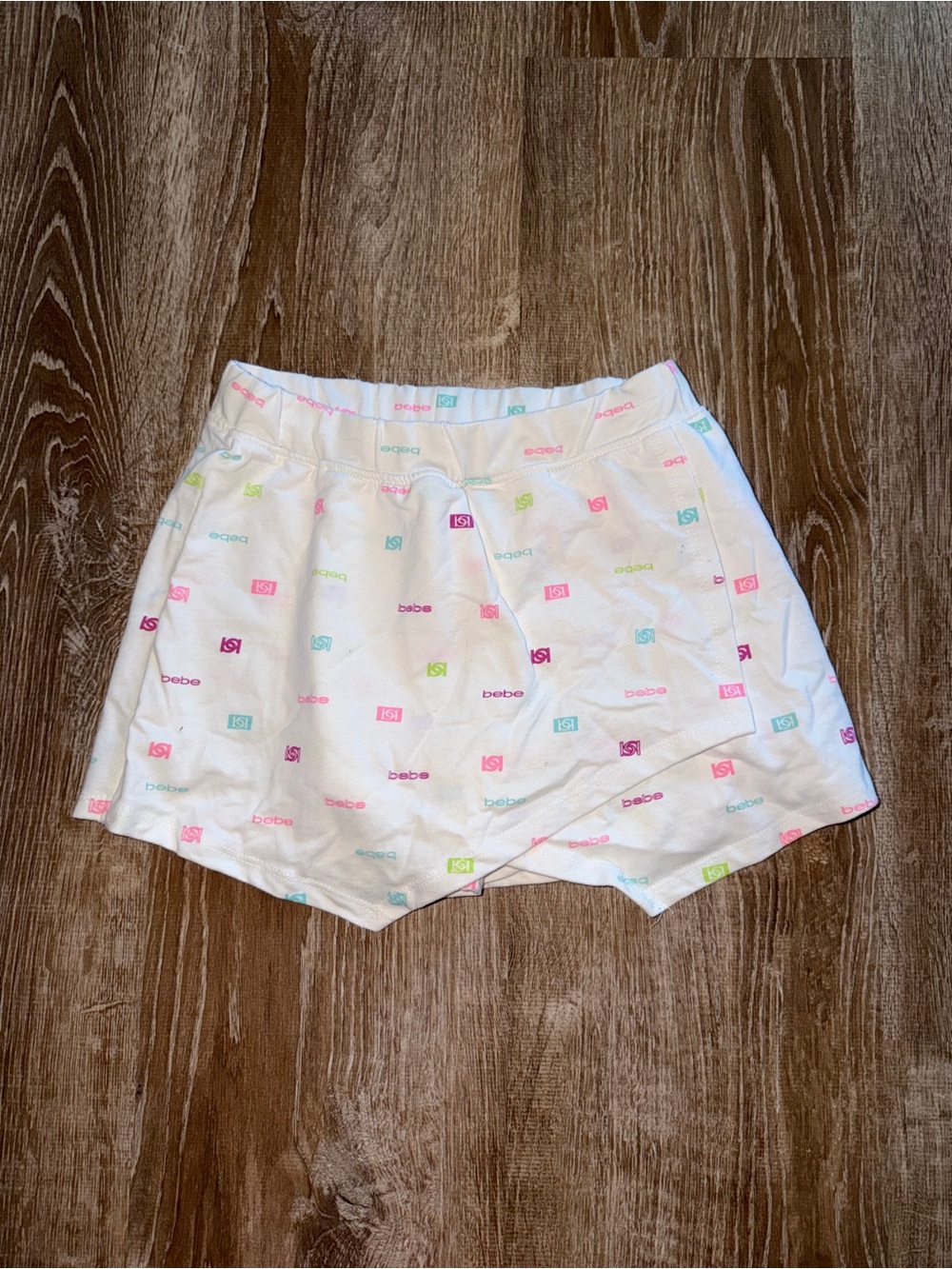 bebe White Logo-Print Women’s Skort